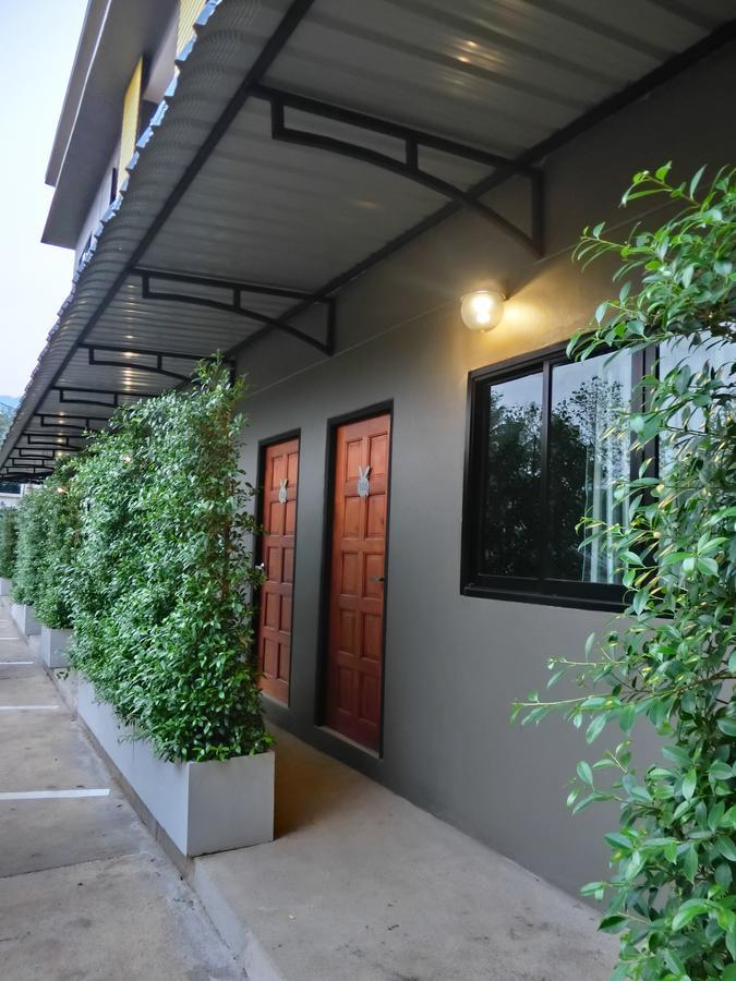 The Rabbit House Hotel Thong Pha Phum Buitenkant foto