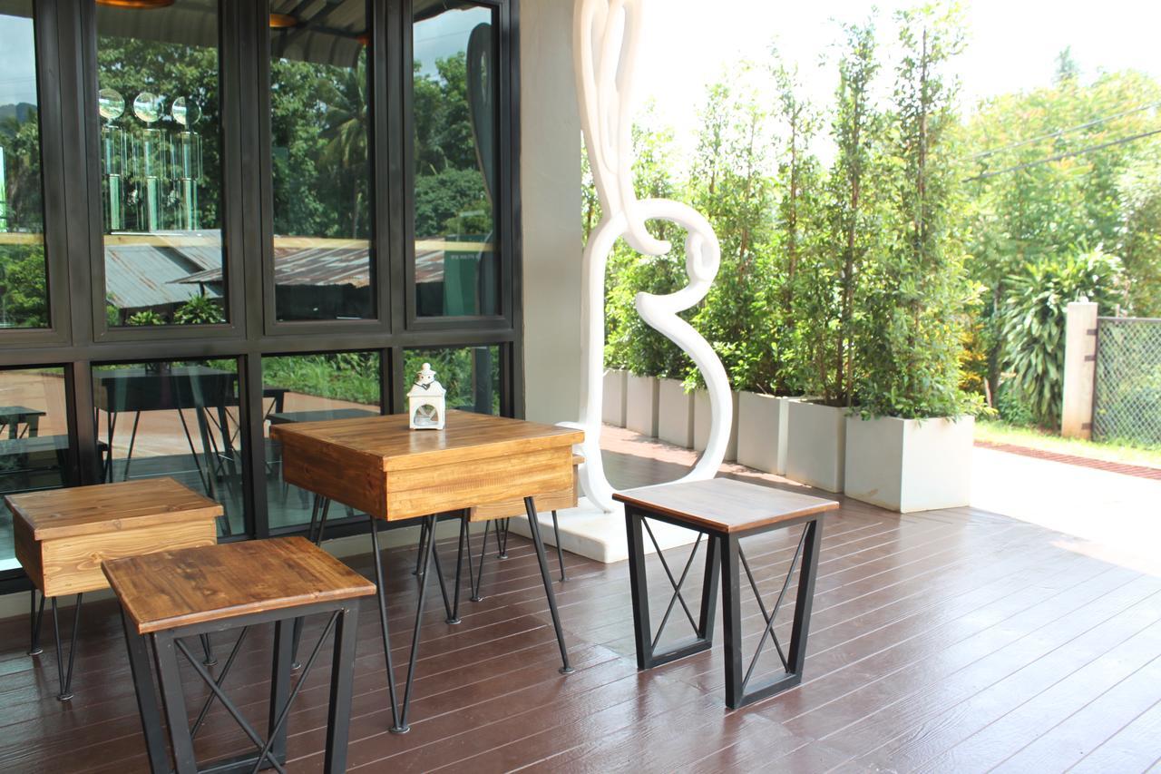 The Rabbit House Hotel Thong Pha Phum Buitenkant foto