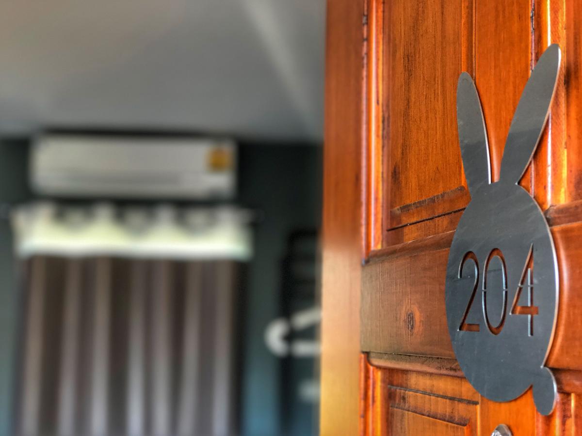 The Rabbit House Hotel Thong Pha Phum Buitenkant foto